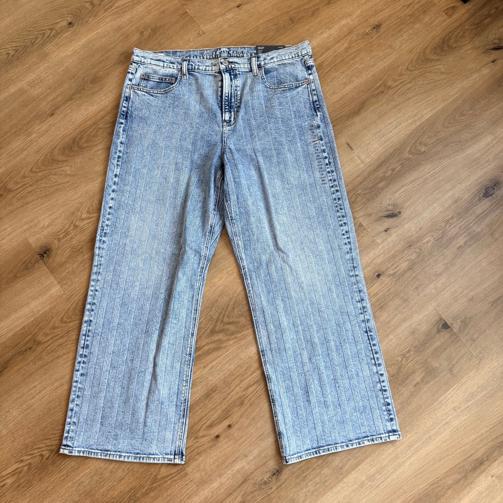 NWT American Eagle High-Rise Stretch Stovepipe Pinstripe Jeans Light Wash 14R